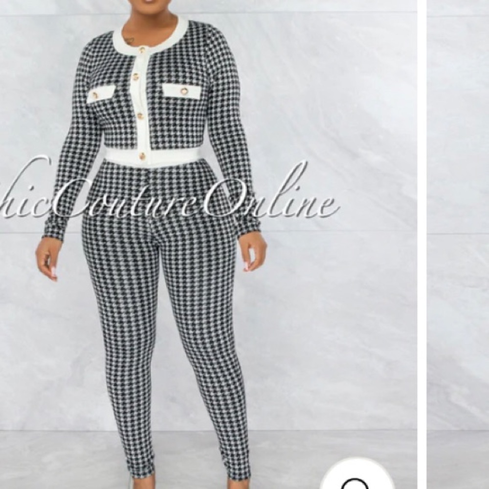 Two piece pants set… black and white size (S).